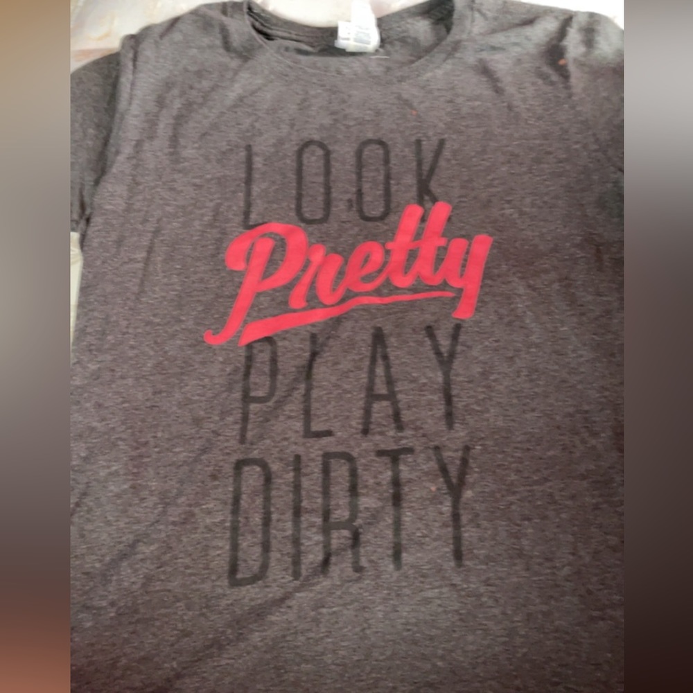 Grey tee